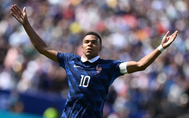 EAST RUTHERFORD, NEW JERSEY - JUNE 16:  Kylian Mbappe' of France celebrates his goal during the FIFA World Cup 2026 Group I match between France and Senegal at New York New Jersey Stadium on June 16, 2026 in East Rutherford, New Jersey. (Photo by Image Photo Agency/Getty Images)