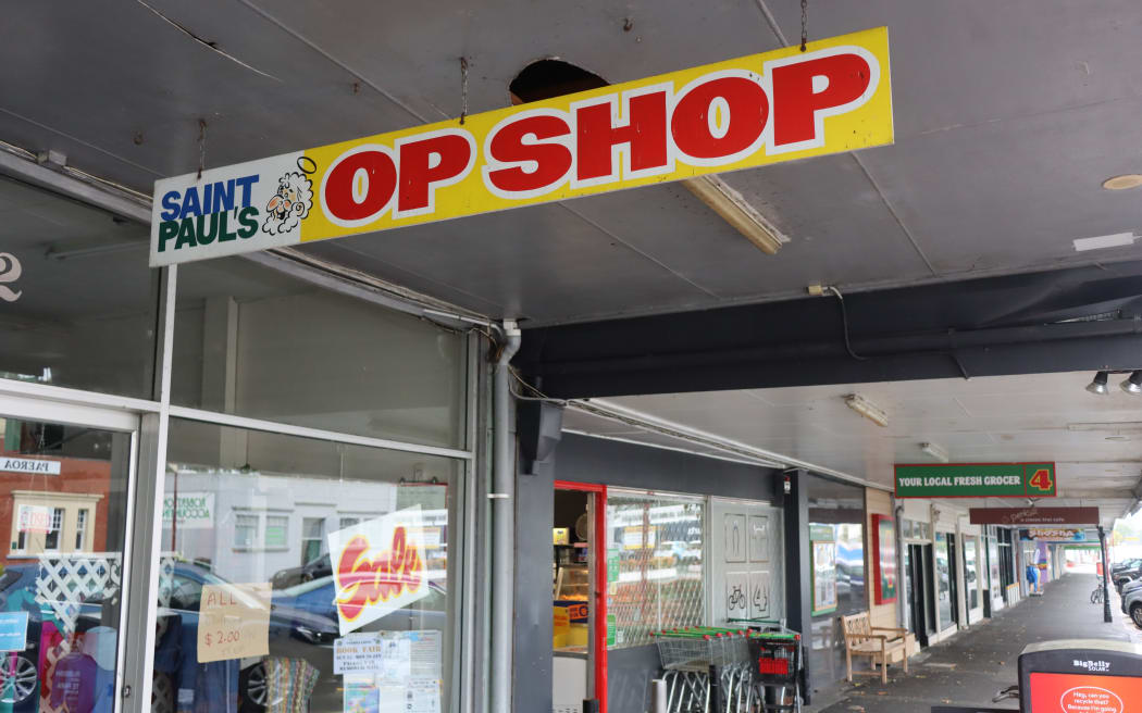 Picture of the store front of Saint Paul's Op Shop in Paeroa.