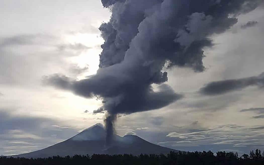 Papua New Guinea's volatile Ulawun volcano erupted early on October 1, sending a column of red lava shooting up into the sky and forcing the evacuation of recently returned residents.