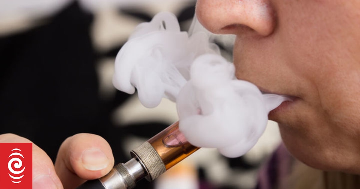 More primary school students stood down for vaping Ministry of