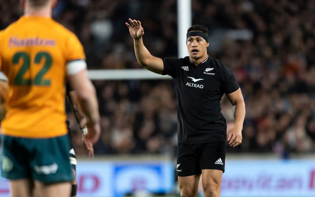 Roger Tuivasa-Sheck gets on the field during the Bledisloe Cup/Rugby Championship