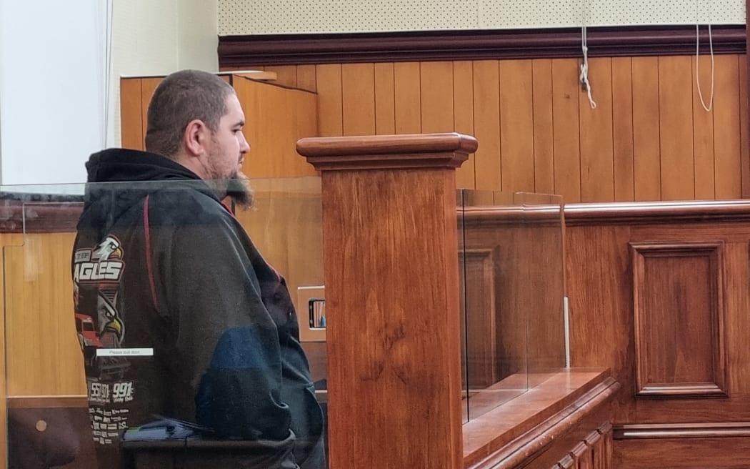 Zachary Max John Shaw, 29, pleaded guilty to 10 counts of causing loss by deception at the Oamaru District Court Hearing Centre on 21 December, 2022.