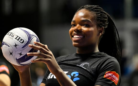 Grace Nweke warms up.
New Zealand Silver Ferns v England Roses. Test 1 of the Taini Jamison Trophy Netball series at Trusts Arena in Auckland on Sunday 29 September 2024. © Mandatory photo credit: Andrew Cornaga / www.photosport.nz