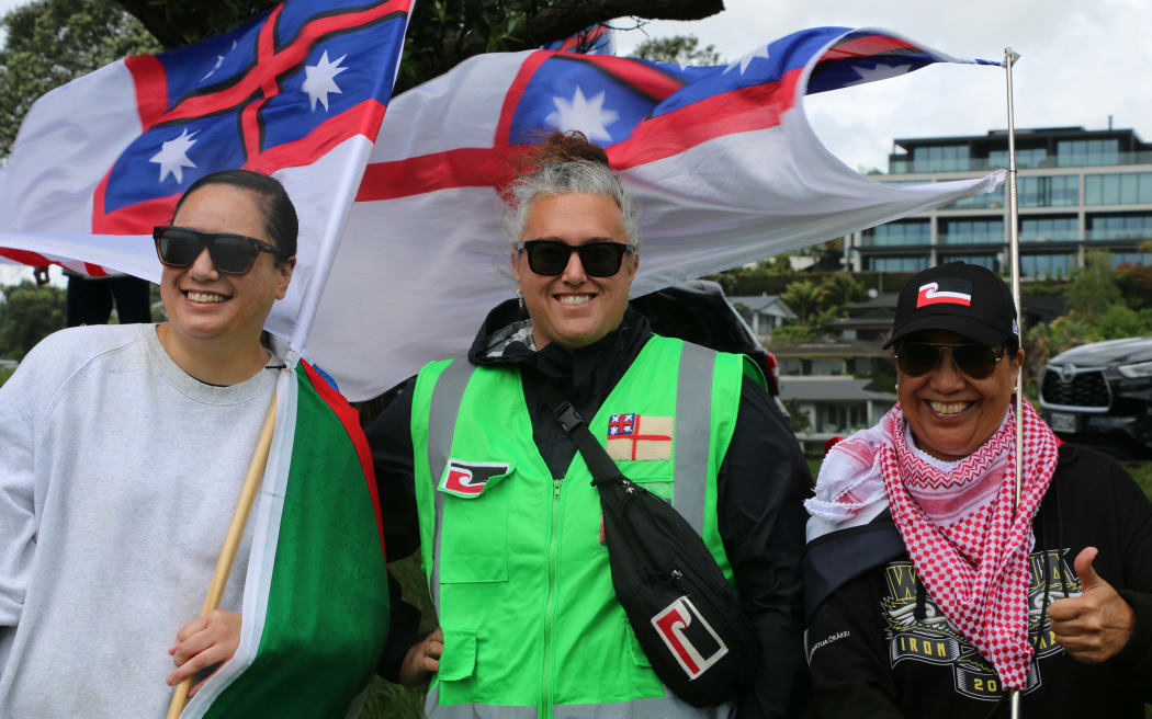 Hundreds gathered in Tāmaki Makaurau for Rā Whakamana, to hīkoi from Okahu Bay to the Port of Auckland, calling on the government to honour Te Tiriti and workers rights.