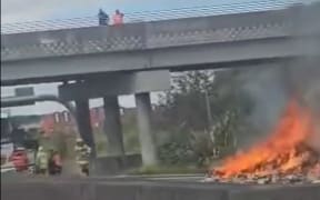 Auckland's southwestern motorway fire - 13 January 2026.