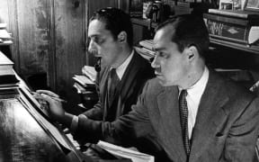 Harold Arlen (L) and Johnny Mercer