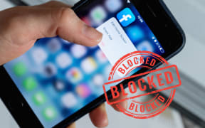Facebook blcoekd