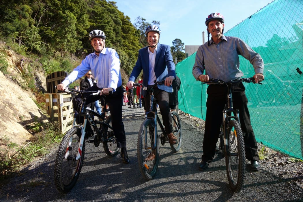Prime Minister John Key, Green Party co-leader Russel Norman and Far North Mayor John Carter.
