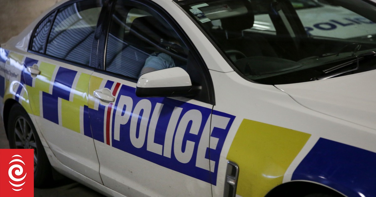 Auckland household threatened by two men with firearm - Vimarsana News