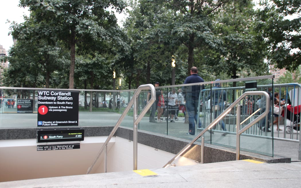 Entrance to the reopened underground station "WTC Cortlandt".