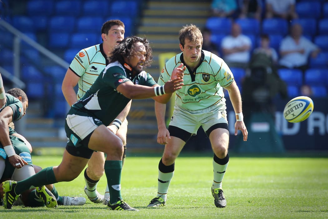 Seilala Mapusua played for the Highlanders, in Japan and for London Irish (above).