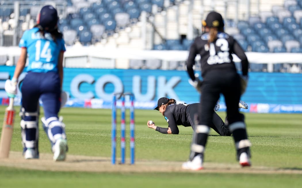 Suzie Bates of New Zealand catches Maia Bouchier of England, Durham, 2024.