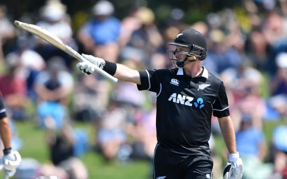 Blackcaps' Colin Munro celebrates 50 against Sri Lanka 2018.