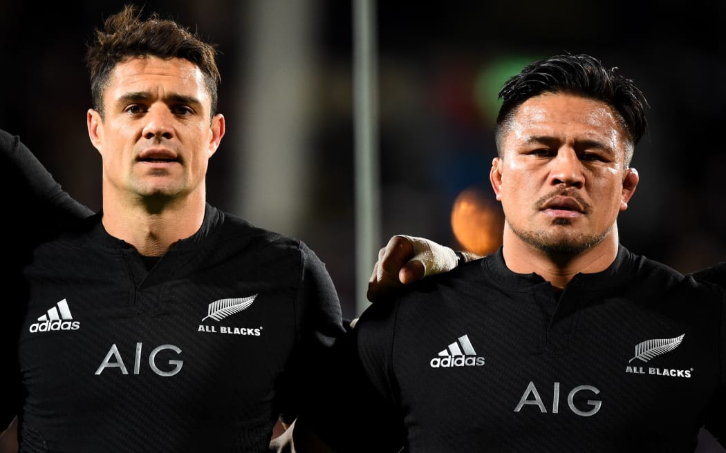 Dan Carter (L) and Keven Mealamu played their last Tests in Christchurch on Friday