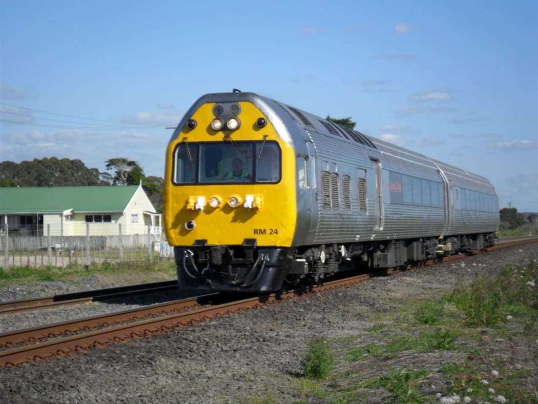 The service would be launched with refurbished 45-year-old Silver Fern railcars.