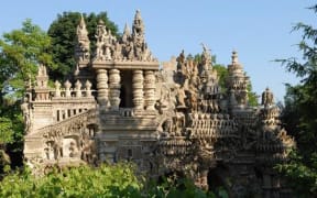 The Ideal Palace