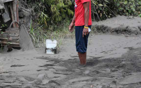 Ambae volcano ash fall