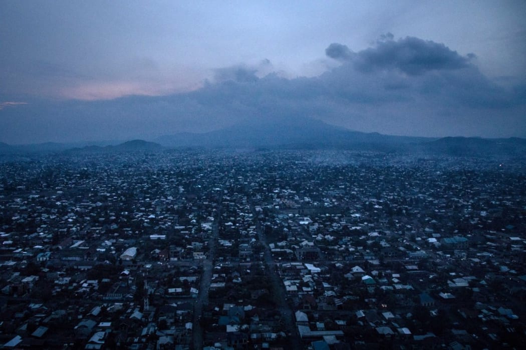 The city of Goma in front of the Nyiragongo volcano, north of Goma, the provincial capital of North Kivu. - The Nyiragongo, Africa's most active volcano, located in the Virunga National Park, erupted on May 22, 2021, killing 32 people and sweeping away the electricity facilities.
