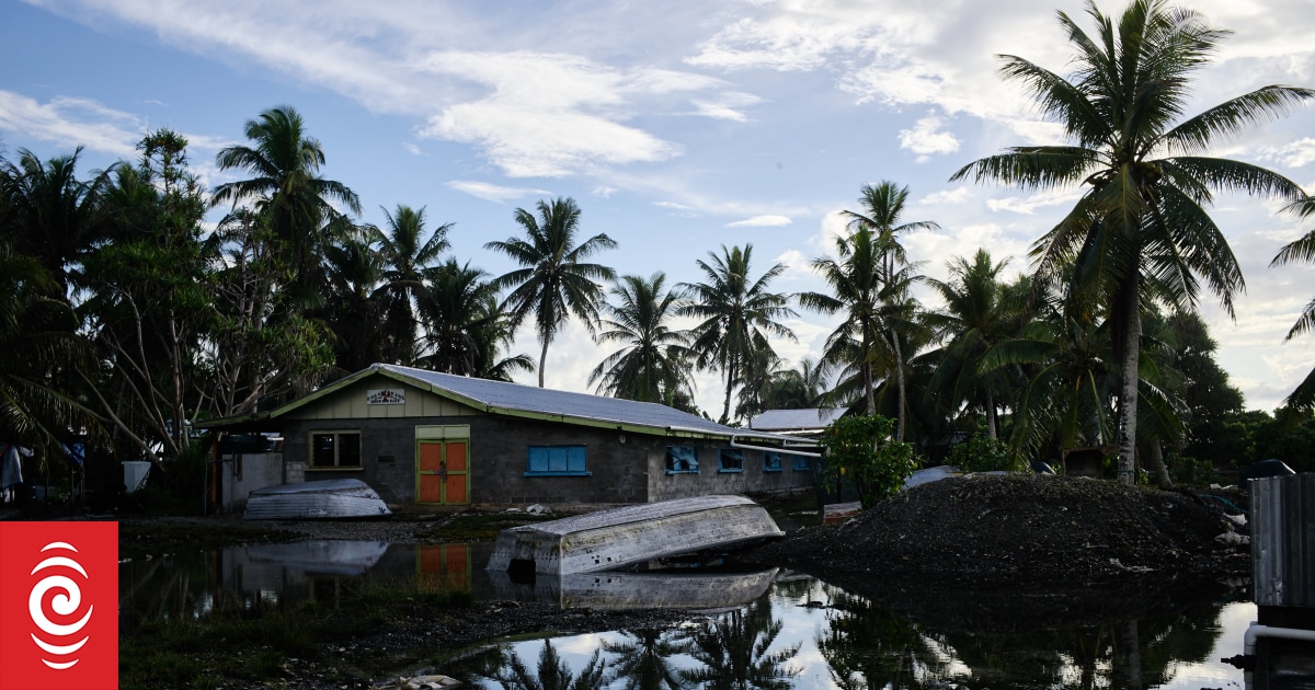 NZ urged to make it easier for people moving from sinking Pacific islands