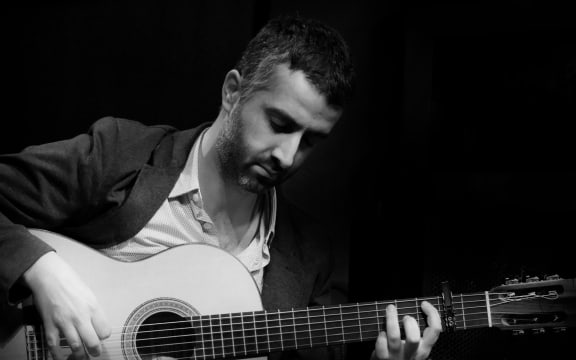 Paul Bosauder Flamenco Guitarist