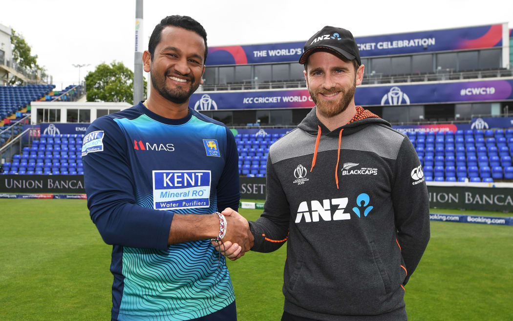 Sri Lanka captain Dimuth Karunaratne and New Zealand Black Caps captain Kane Williamson.