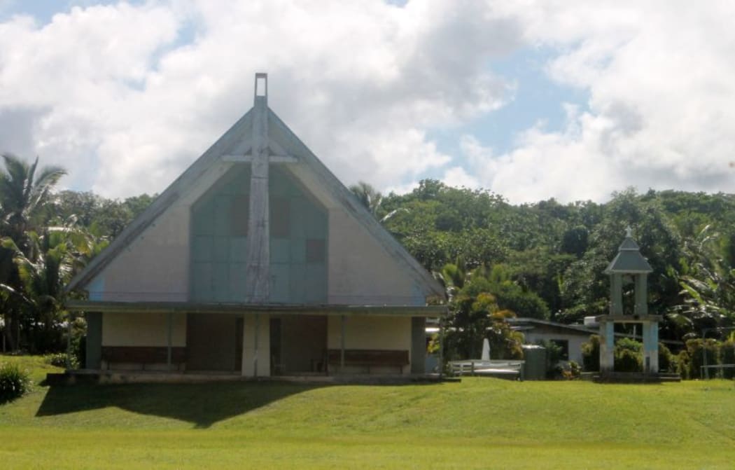 Avatele village church and square.