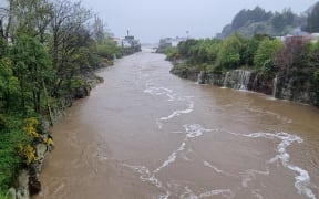 The headwaters of Mataura River in Southland rises as heavy rain falls in the region on 21 September, 2023.