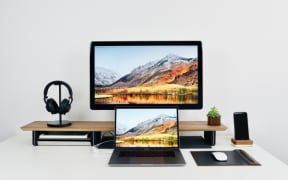 Apple media (Photo by Nikolay Tarashchenko on Unsplash)