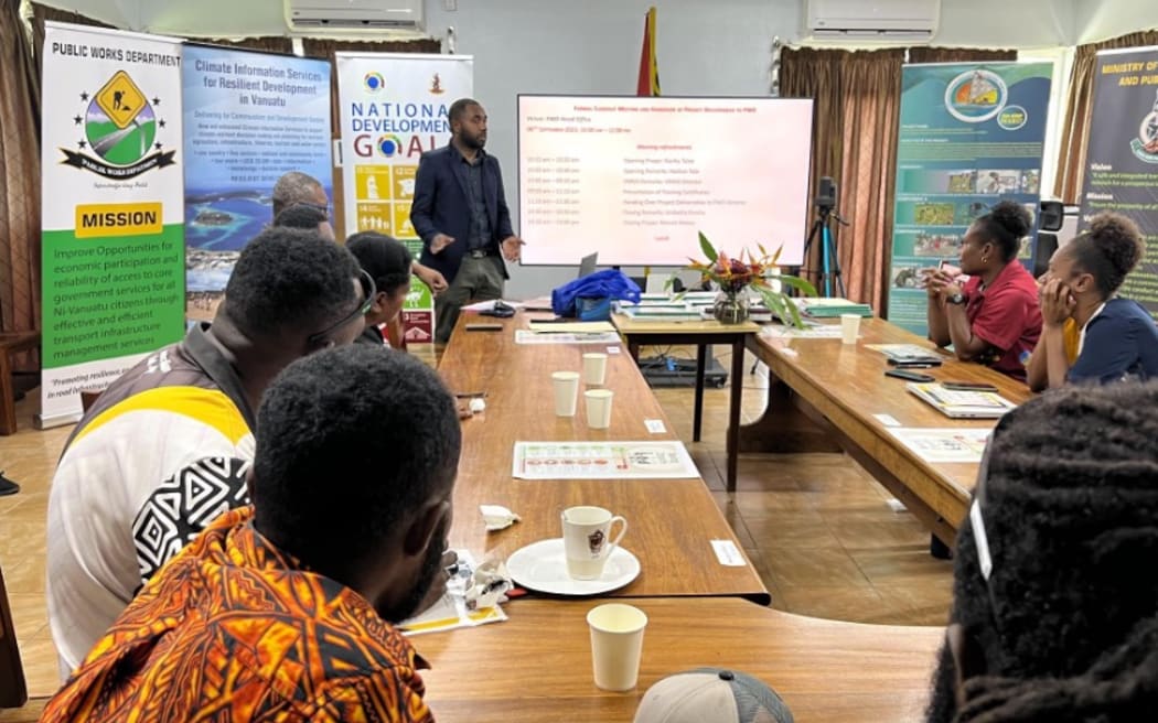 PWD's acting principal road engineer Nathan Tabi said the new guide "will be a huge help to Vanuatu's road maintenance".