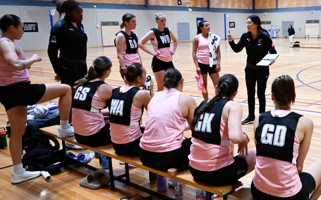 Silver Ferns head coach Noeline Taurua speaks to players during the Silver Ferns netball trial at AUT Sport and Fitness Centre in Auckland, New Zealand on Tuesday December 12, 2023. Photo credit: Andrew Cornaga / www.photosport.nz