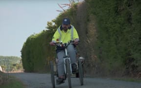 Andy on his way to meet the Fonterra tanker.