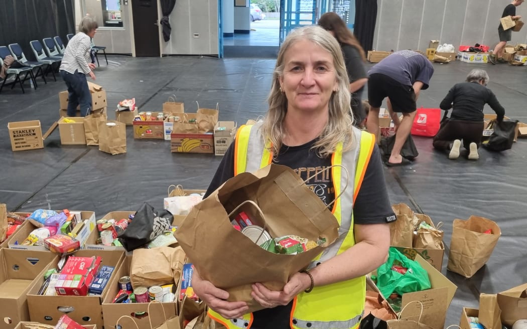 The New Plymouth Community Foodbank's Christmas Drive - manager Sharon Wills
