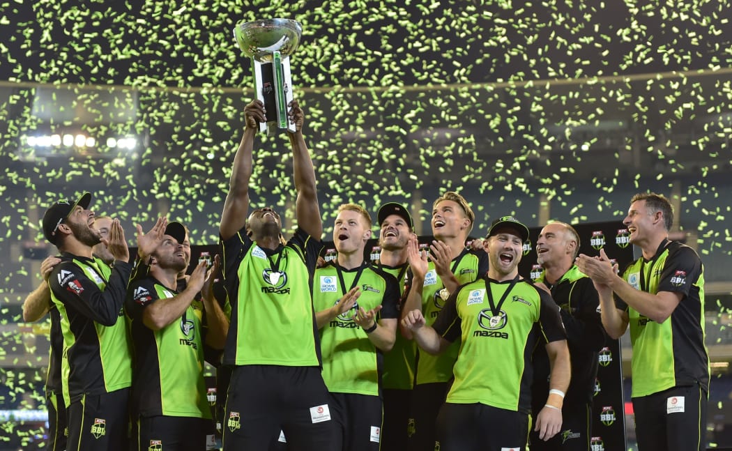 Sydney Thunder crowned BBL06 champions after beating the Melbourne Stars at the MCG.