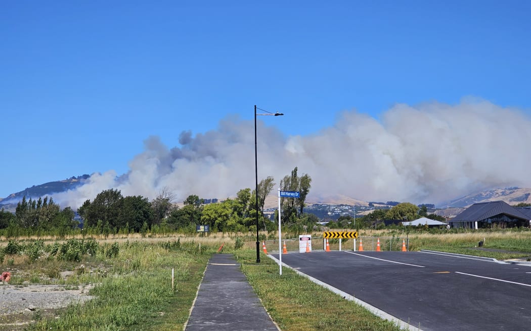 A view of the Port Hills fire on 14 February 2024 from Halswell.