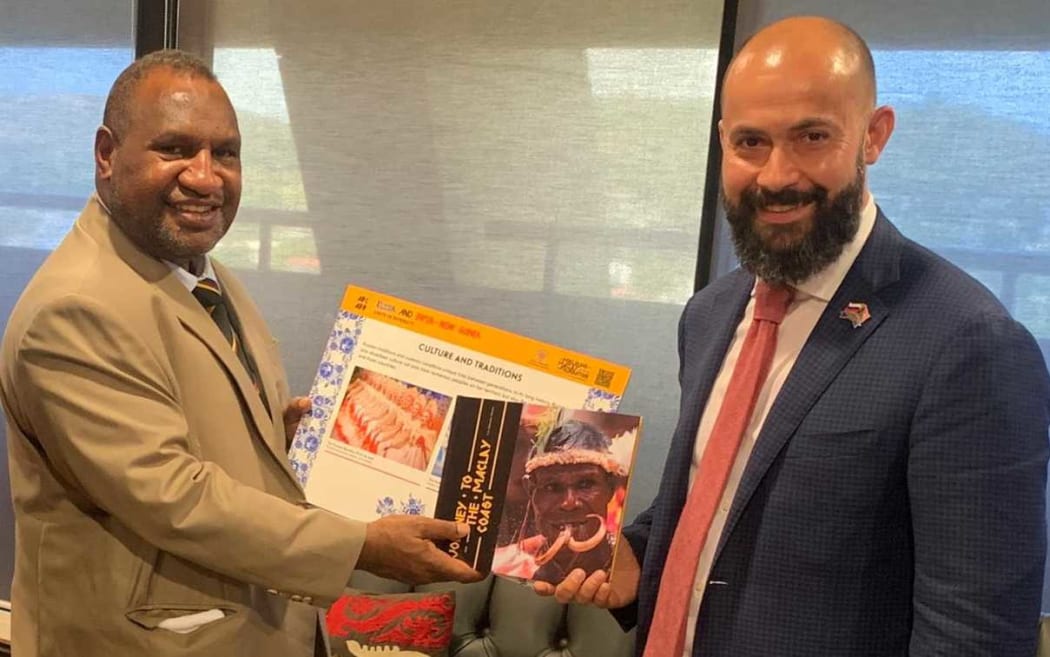 Miklouho-Maclay Foundation director Nicolai Miklouho-Maclay (right) meets PNG prime minister James Marape