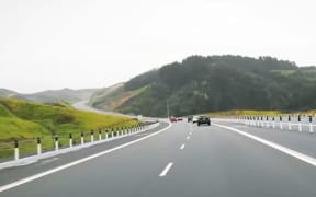 Cracks have appeared in concrete barriers on the Pūhoi to Warkworth motorway after recent storms.
