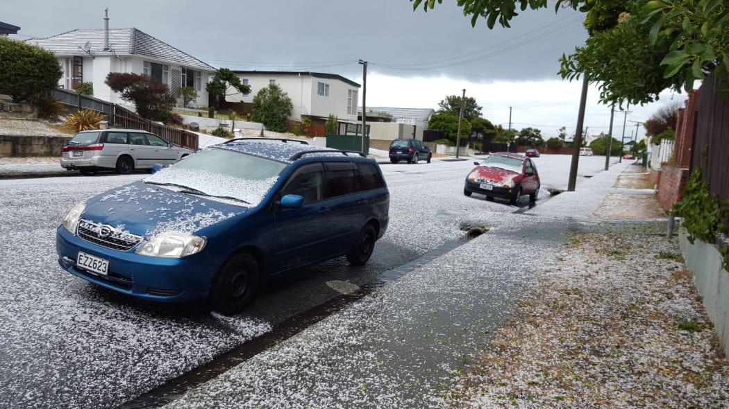 Hail in North Brighton