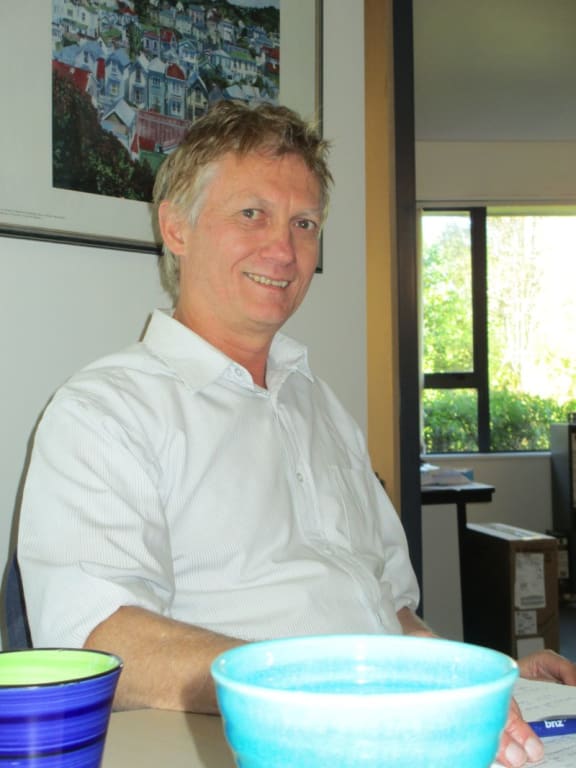 Dr Jeremy Baker