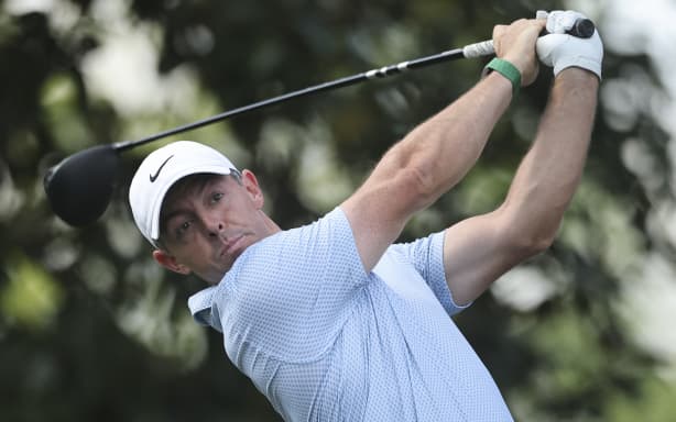 Rory McIlroy joins rarefied company with back-to-back Masters wins | RNZ