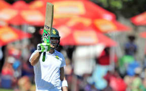 Faf du Plessis salutes the crowd after his 50 against New Zealand at Centurion Park, Pretoria on 28 August 2016 ©Ryan Wilkisky/BackpagePix
