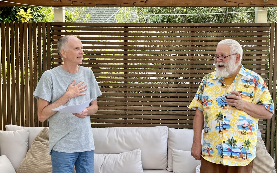 2024 New Horizons team of presenter William Dart (right) and producer Tim Dodd.