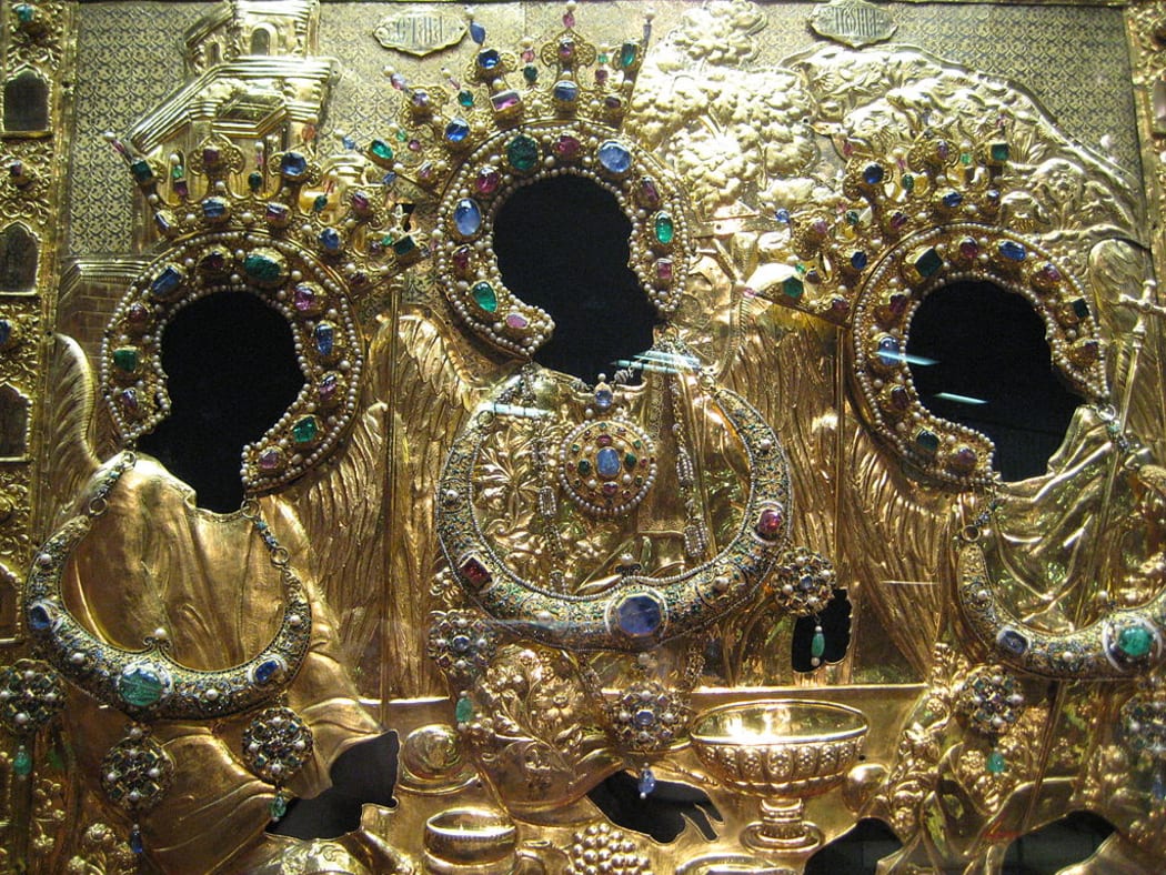 Holy Trinity Icon (Andrej Rublëv)'s riza