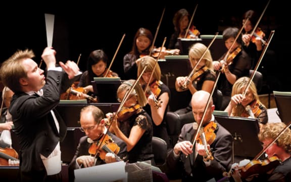 Pietari Inkinen conducts NZSO