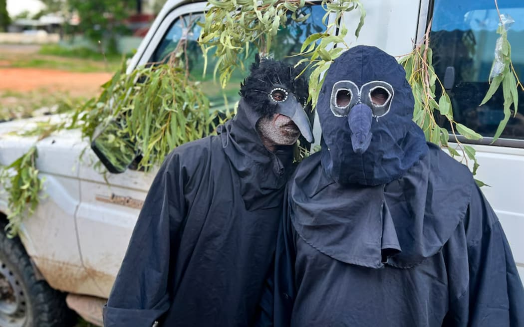 The Wangkarnal crow has its origins in the creation stories of the Gija people of the East Kimberley region.