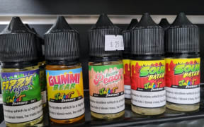 vapes
