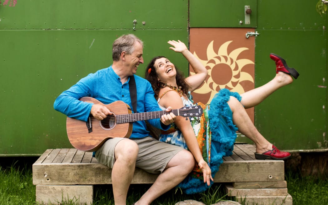 Storyteller Tanya Batt and music Peter Forster