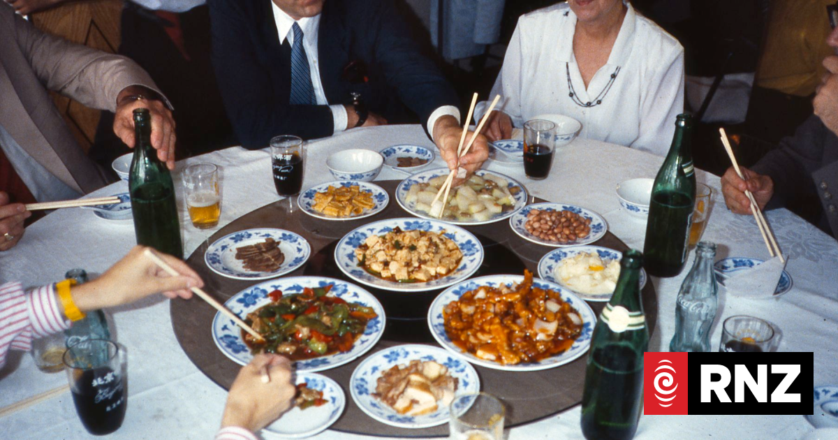 Chinese table manners, and how they can enhance your business | RNZ