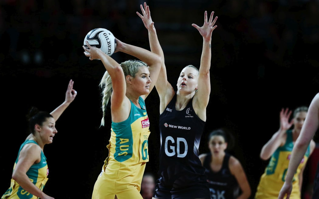 Katrina Grant competes against Gretel Tippett in the 2016 Constellation Cup.