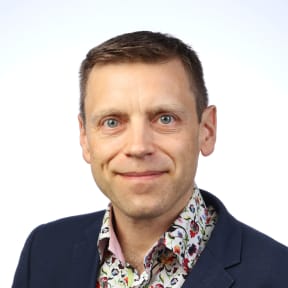 Professor Robert Weinkove