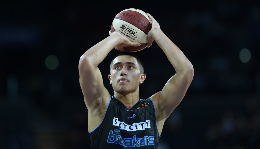 Breakers guard Reuben Te Rangi